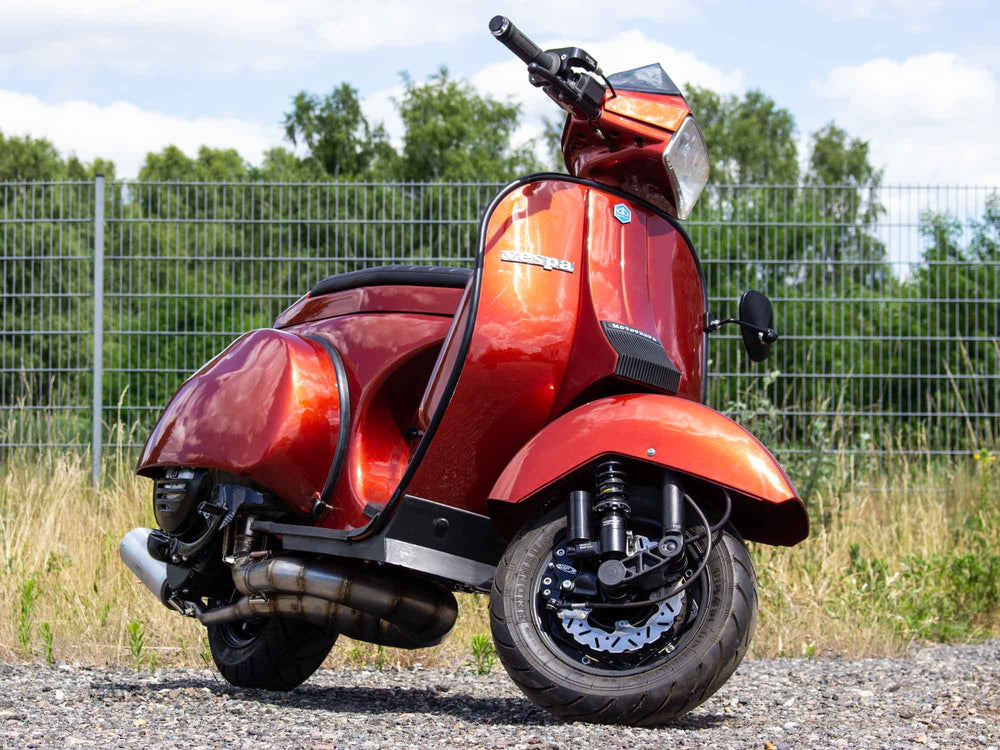 Custom Vespa T5 mit 306ccm BFA Motor, Scheibenbremse und Sitzbanktank