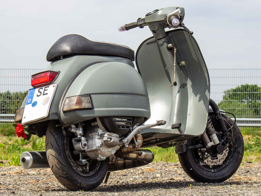 Custom Vespa Tuning PX 244ccm mit Scheibenbremse und Rennauspuff 