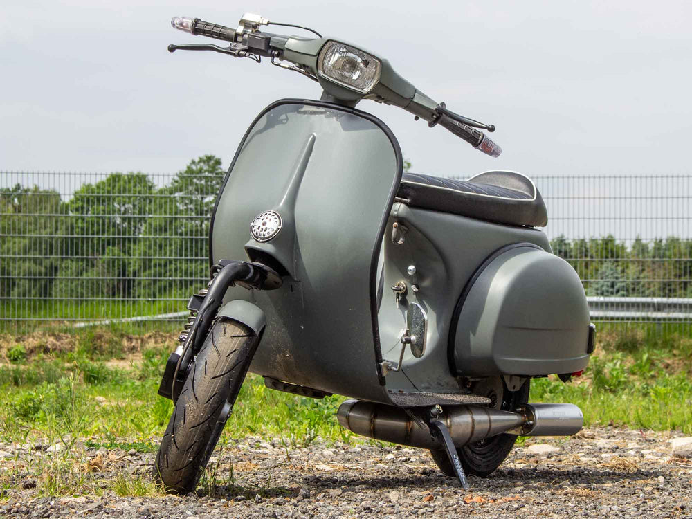 Custom Vespa Tuning PX 244ccm mit Scheibenbremse und Rennauspuff 