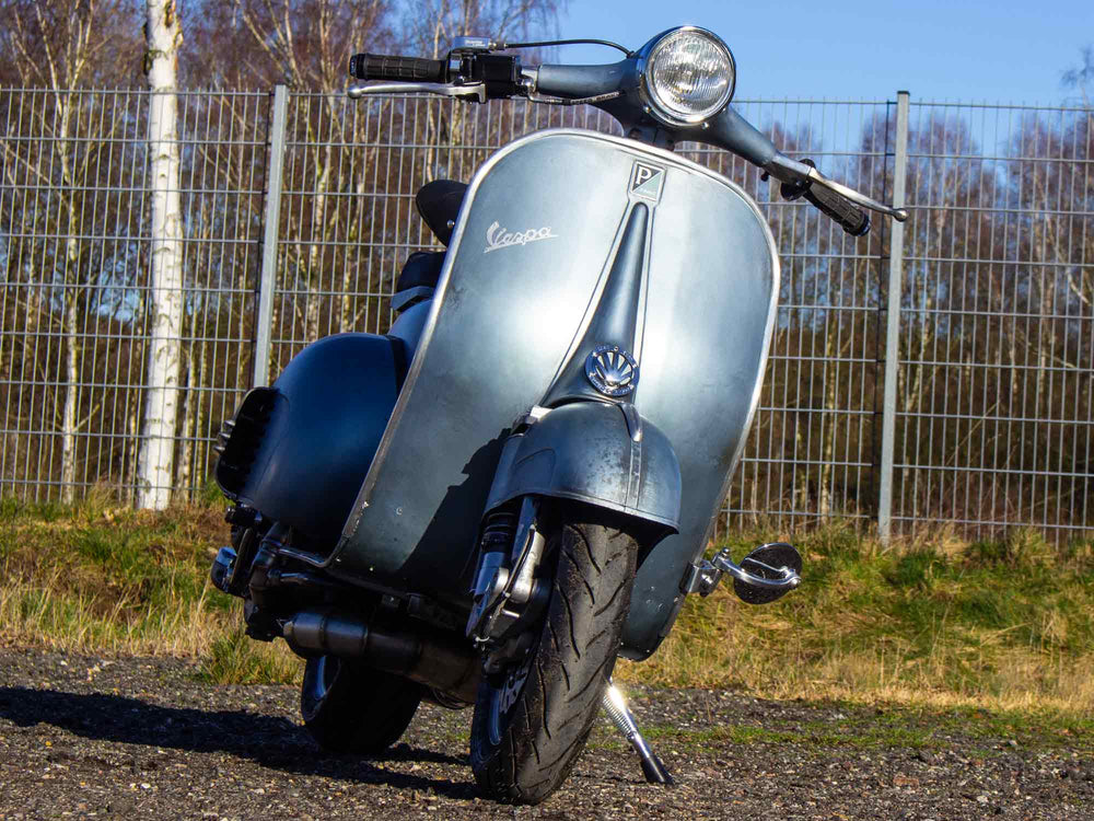 Custom Vespa Tuning VNB 244ccm in Piaggio Azzurro Metallizzato 114 Rawstyle