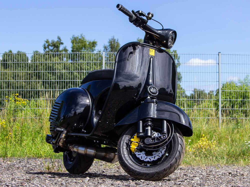 Custom Vespa Tuning Umbau VNB 244ccm in Ferrari Nero Daytona Schwarz Metallic