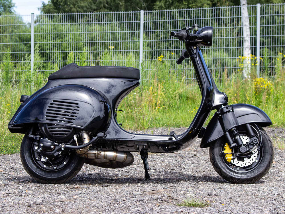 Custom Vespa Tuning Umbau VNB 244ccm in Ferrari Nero Daytona Schwarz Metallic