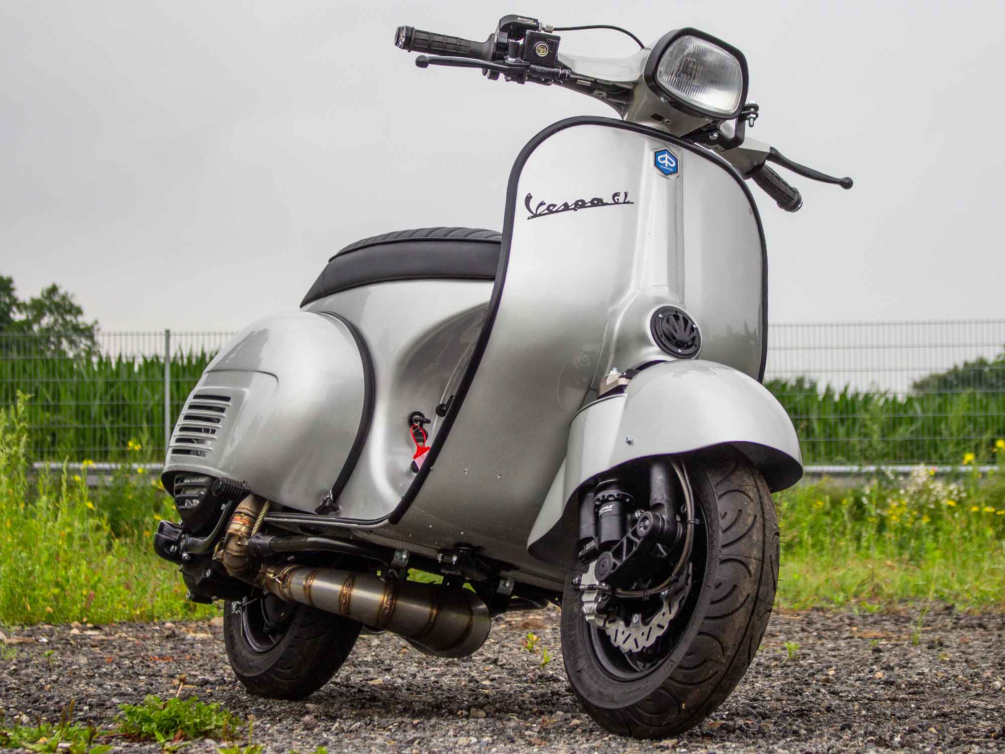 Custom Vespa Umbau GL 244ccm mit Scheibenbremse und Rennauspuff