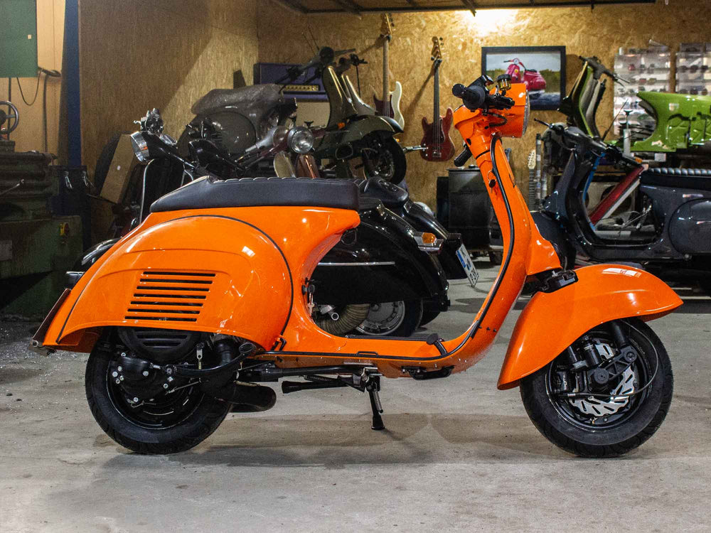 Custom Vespa Umbau PX-GS 160 mit Quattrini 244ccm Motor in RAL Orange