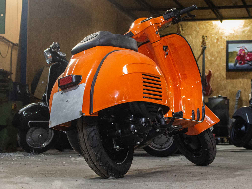 Custom Vespa Umbau PX-GS 160 mit Quattrini 244ccm Motor in RAL Orange