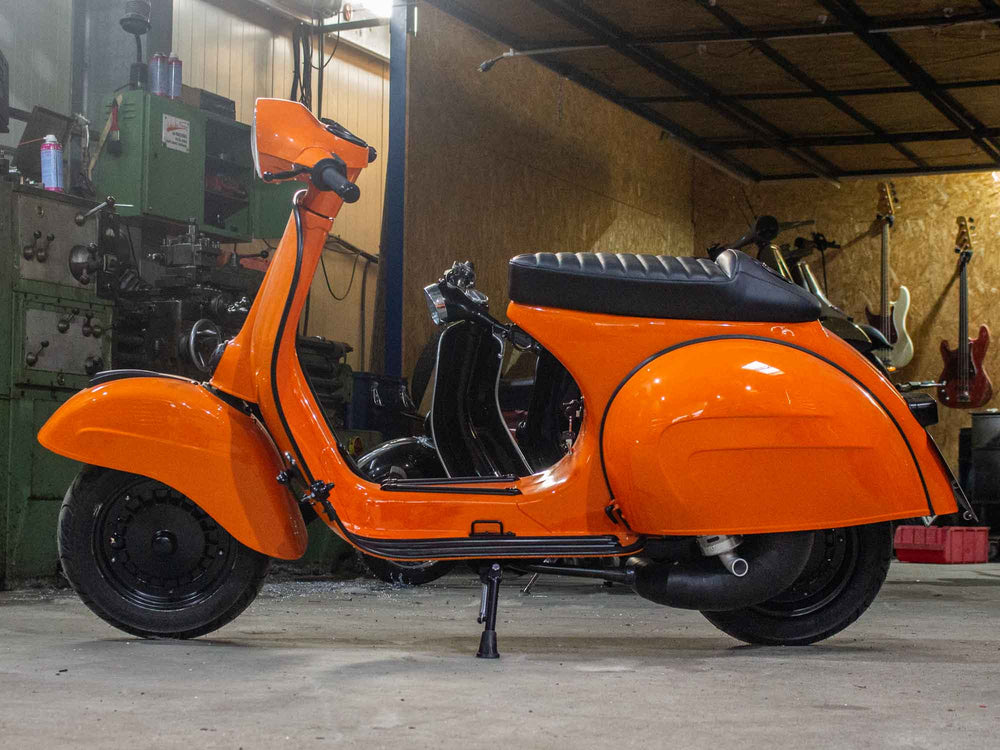 Custom Vespa Umbau PX-GS 160 mit Quattrini 244ccm Motor in RAL Orange
