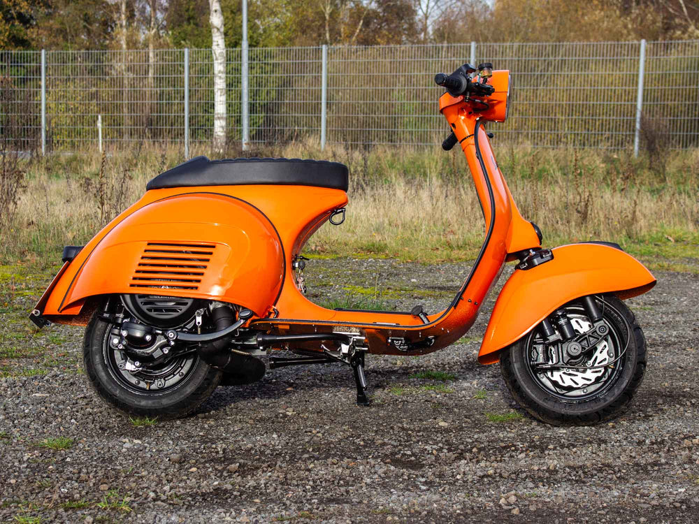 Custom Vespa Umbau PX-GS 160 mit Quattrini 244ccm Motor in RAL Orange