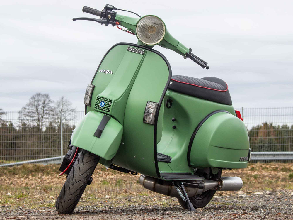 Custom Vespa Umbau PX 244ccm mit Scheibenbremse in Reseda Grün matt
