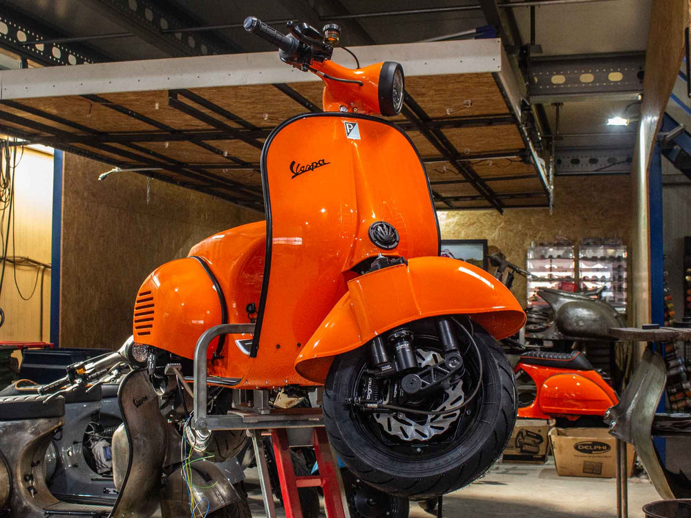 Vespa PX Umbau Projekt mit Acma Seitenhauben und BFA 288ccm Motor
