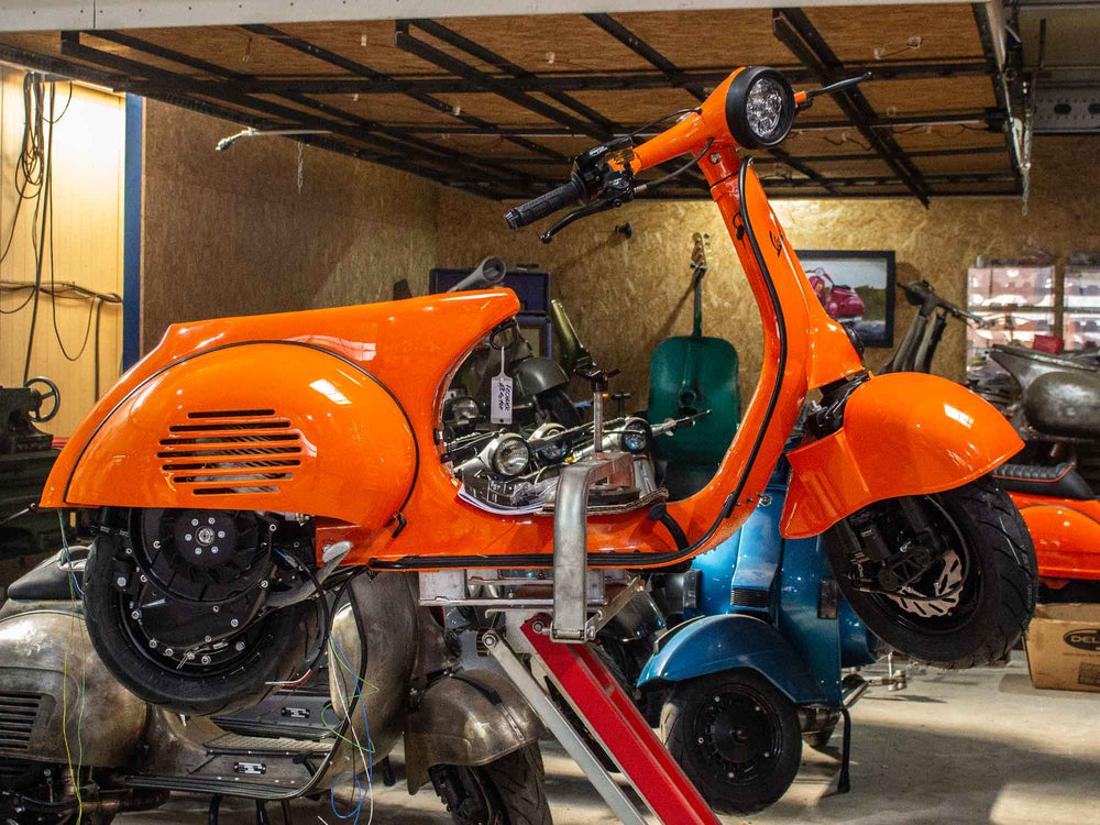 Vespa PX Umbau Projekt mit Acma Seitenhauben und BFA 288ccm Motor