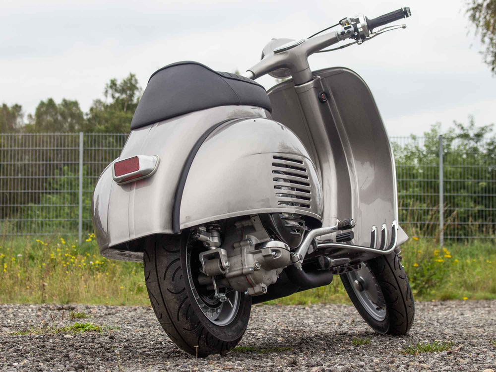 Custom Vespa Umbau VNB 125ccm Classic mit Scheibenbremse und LED-Scheinwerfer
