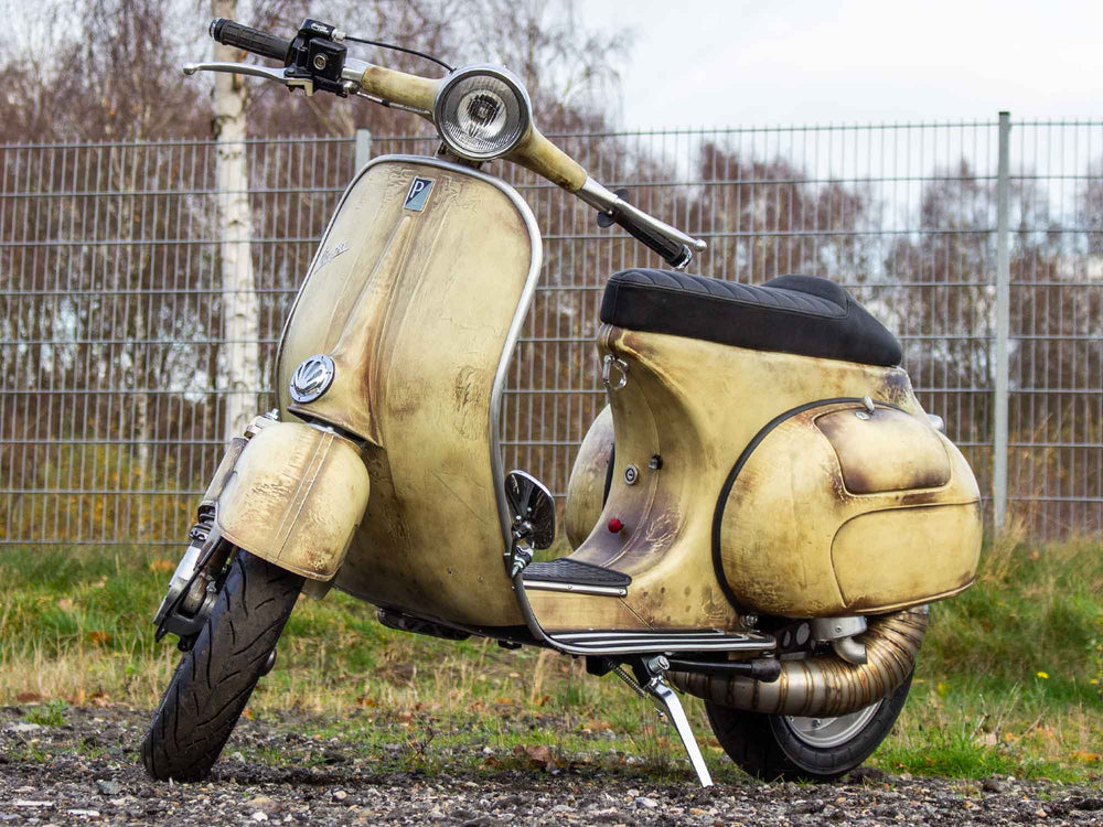 Custom Vespa Umbau VNB 244ccm mit Scheibenbremse in Piaggio Avorio 909 Rawstyle 