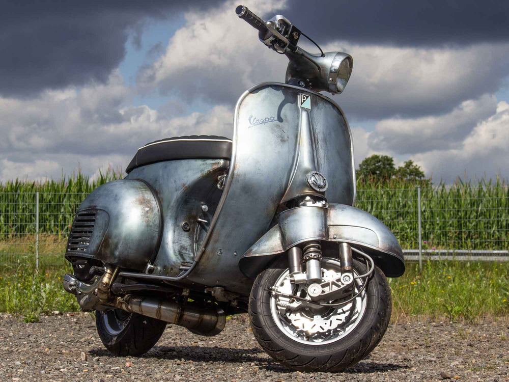 Custom Vespa Umbau VNB 244ccm in Piaggio Azzurro Metallizzato 114 Rawstyle