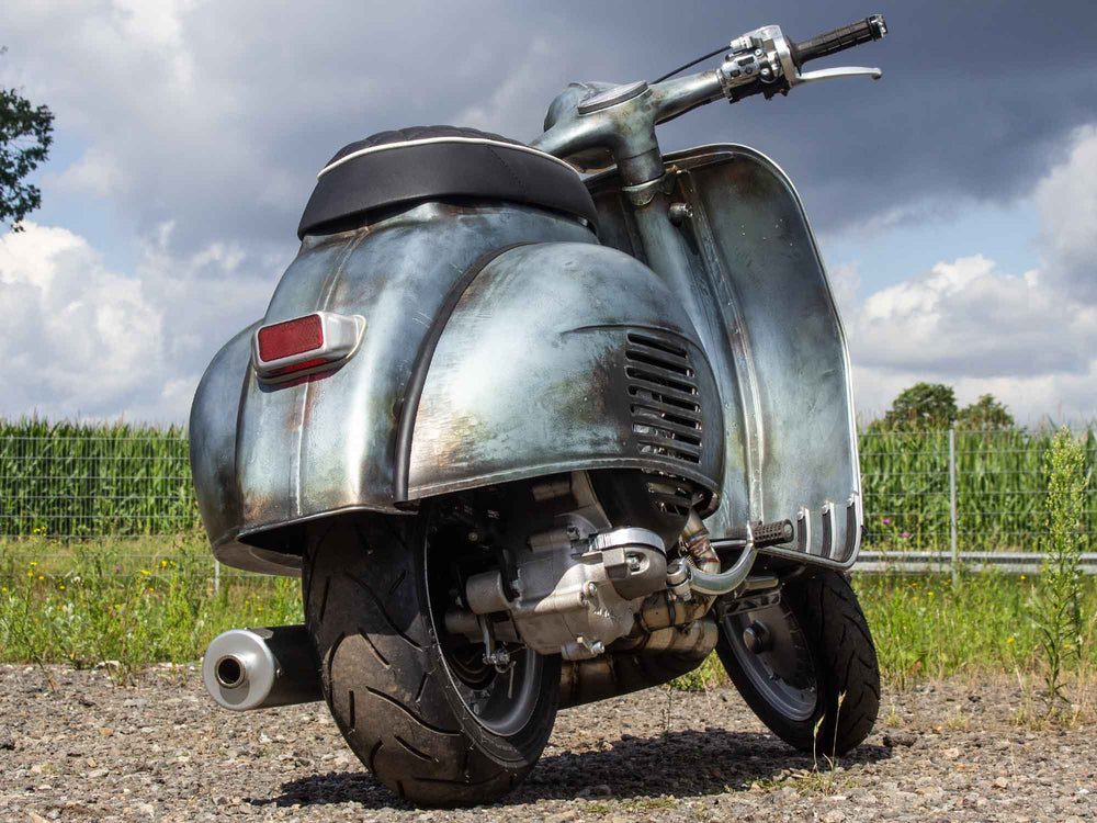 Custom Vespa Umbau VNB 244ccm in Piaggio Azzurro Metallizzato 114 Rawstyle