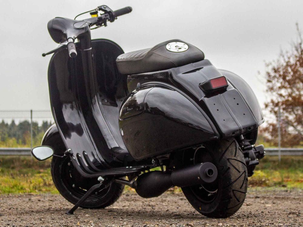 Custom Vespa Umbau VNB 244ccm mit Scheibenbremse in Ferrari Nero Daytona Schwarz Metallic 