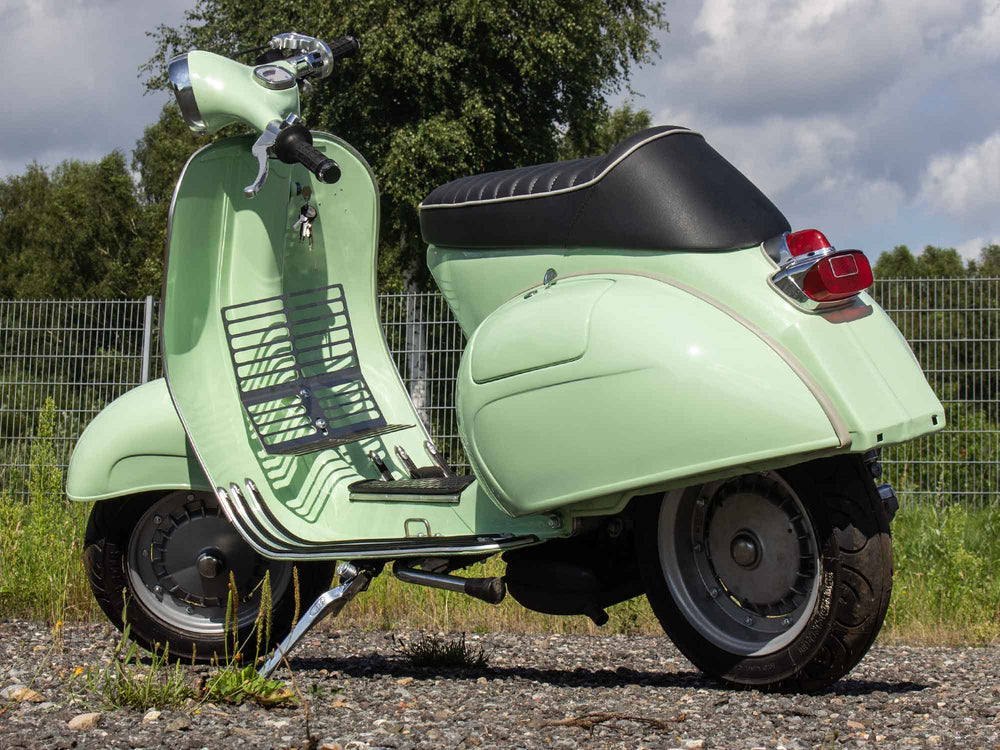Custom Vespa Umbau VNB 244ccm in Piaggio Verde Pastello mit Scheibenbremse