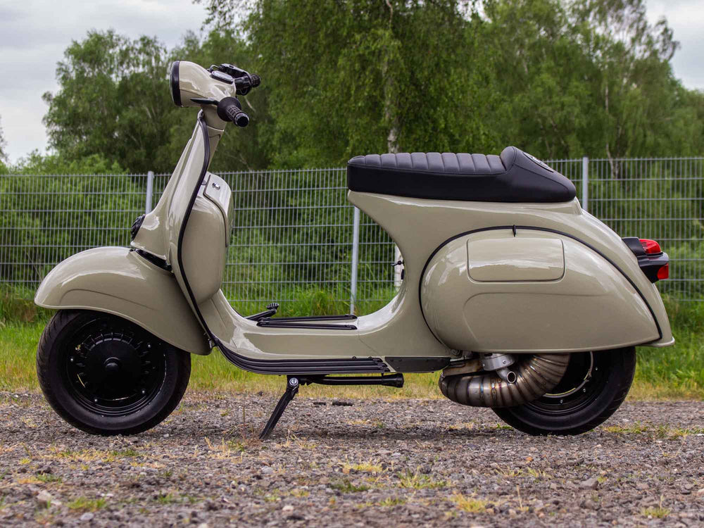 Custom Vespa VNB 244ccm in Porsche Steingrau 