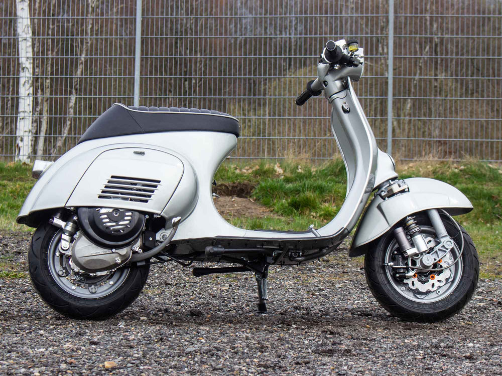 Custom Vespa Umbau V50 mit 200ccm-Motor und Scheibenbremse