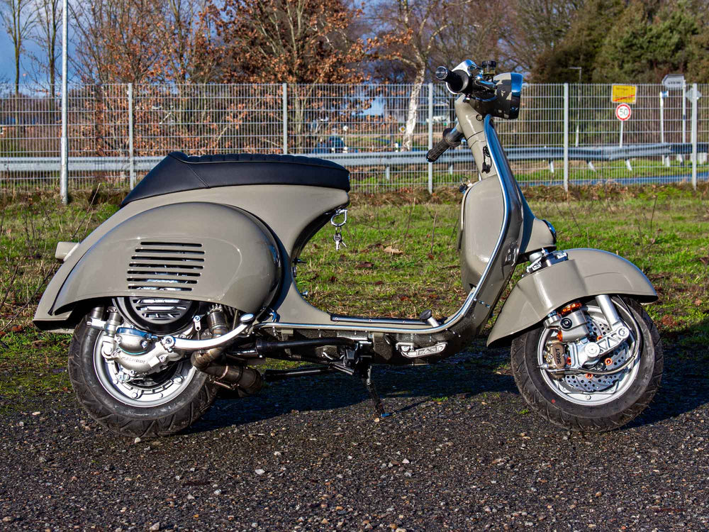 Vespa VBB 244ccm Classic in Porsche Steingrau