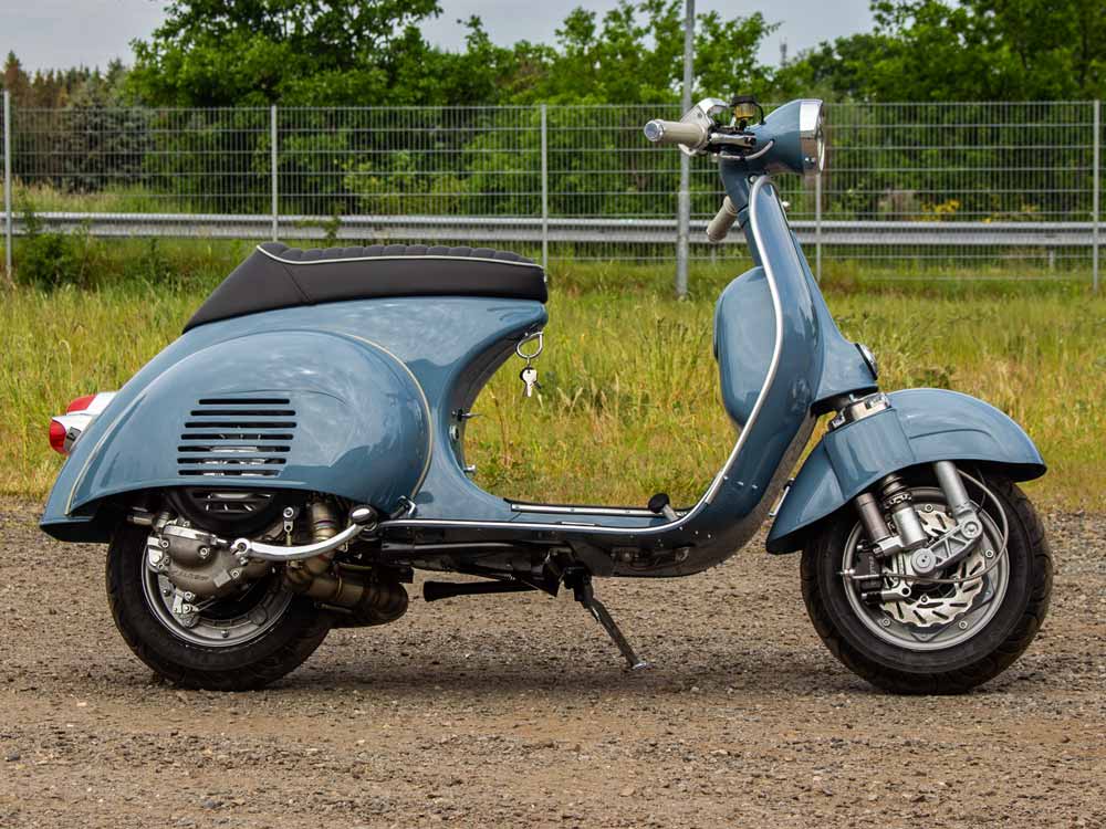 Custom Vespa VBB 265ccm in Piaggio Blu Medio