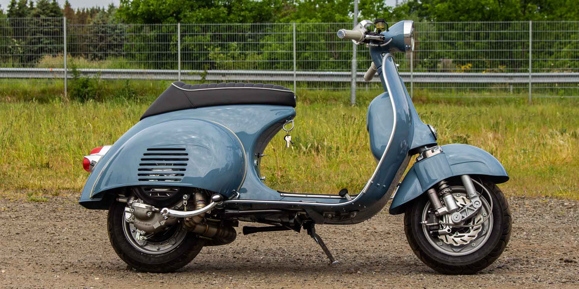 Custom Vespa VBB 265ccm in Piaggio Blu Medio