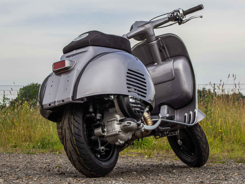 Custom Vespa VNB 244ccm in Bentley Silber 