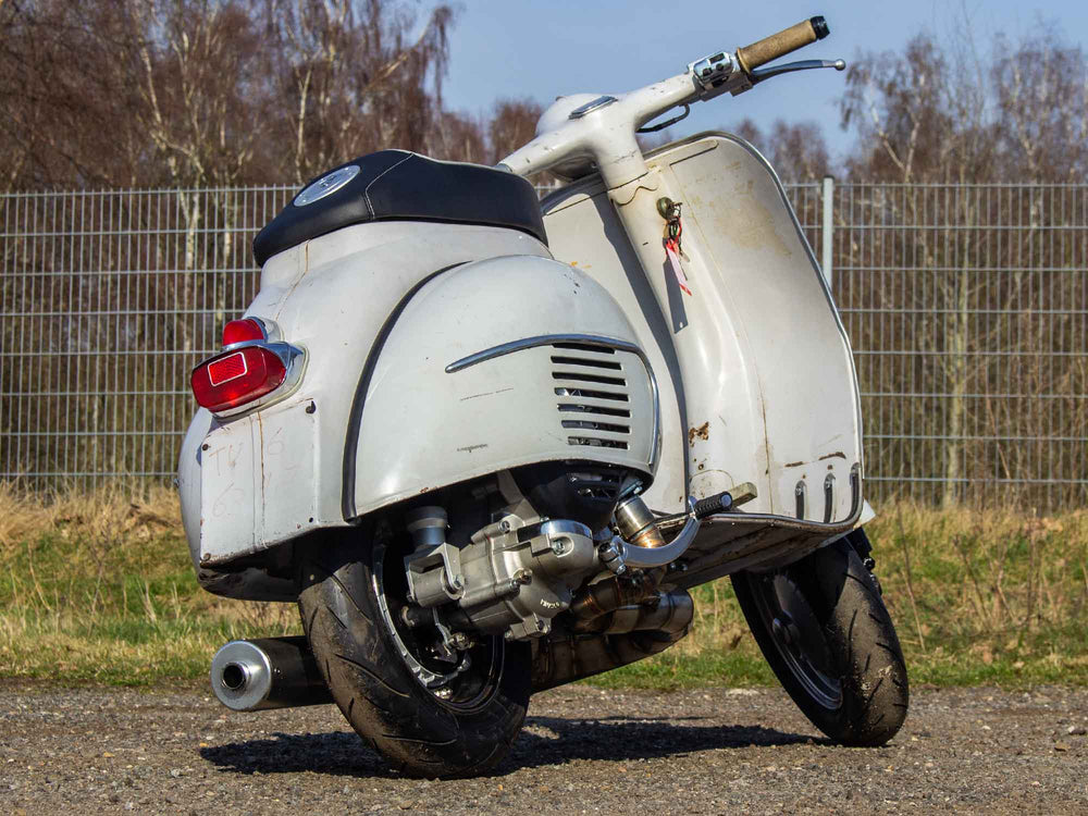Custom Vespa Umbau VNB mit 244ccm Motor und Scheibenbremse in Piaggio Grigio Ametista