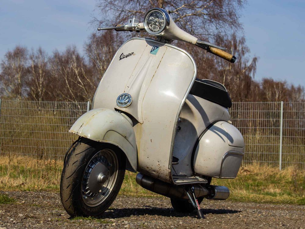 Custom Vespa Umbau VNB mit 244ccm Motor und Scheibenbremse in Piaggio Grigio Ametista