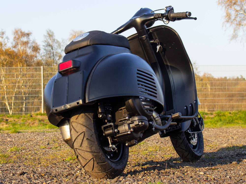 Superlow Series VNB 244 Matt Schwarz Scooter & Service