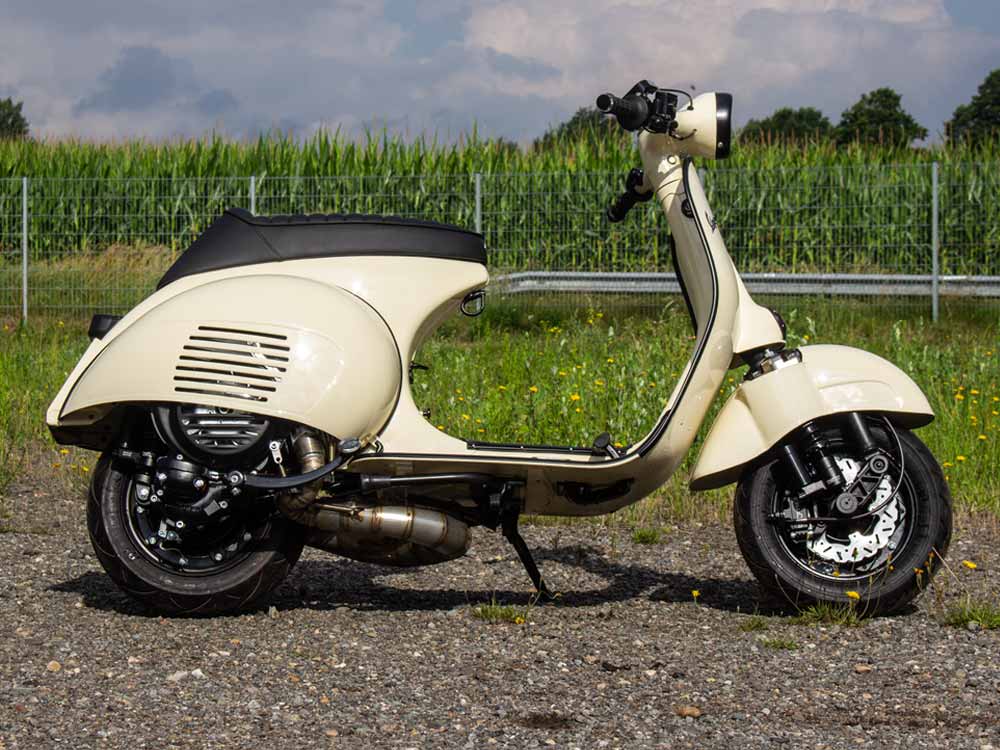 Custom Vespa VNB 244 Piaggio Avorio 909