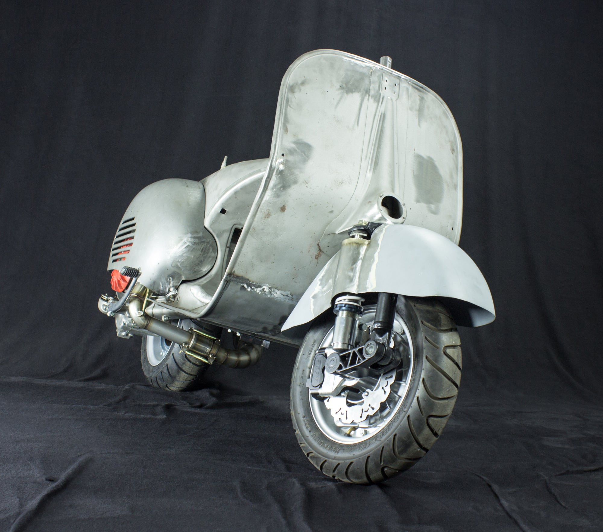 Custom Vespa Umbau Wideframe mit PX 221ccm Motor und Scheibenbremse