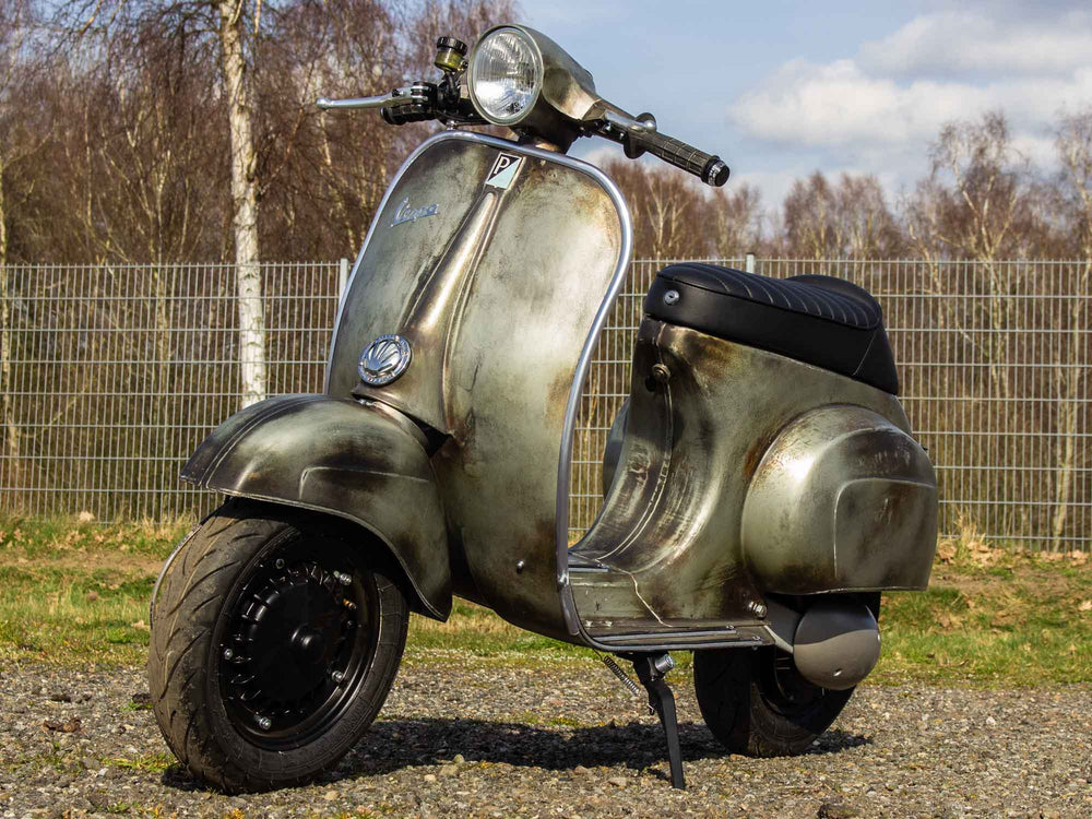 Elektro Vespa V50 Rawstyle mit 100 km/h Zulassung und Scheibenbremse