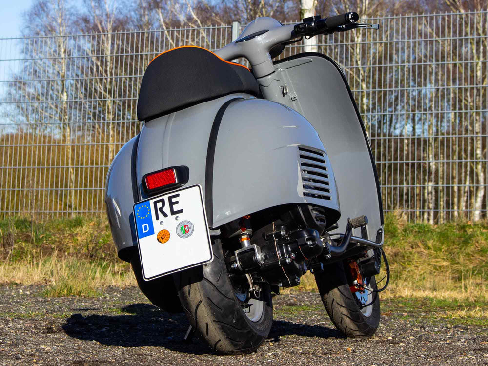 Motovespa Umbau 190ccm mit Breitreifen in Audi Nardo Grau