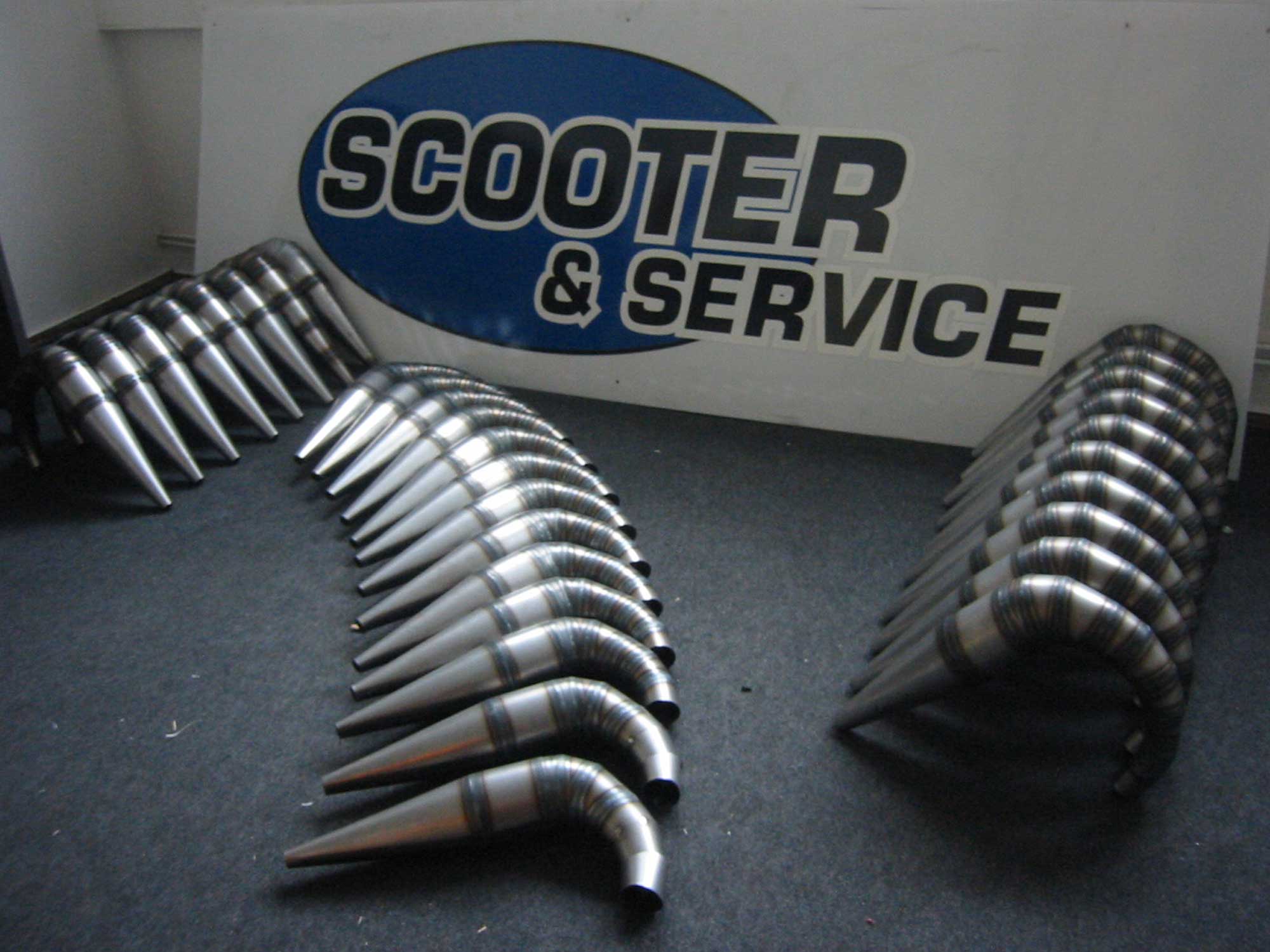 Vespa Rennauspuff Modelle in Produktion