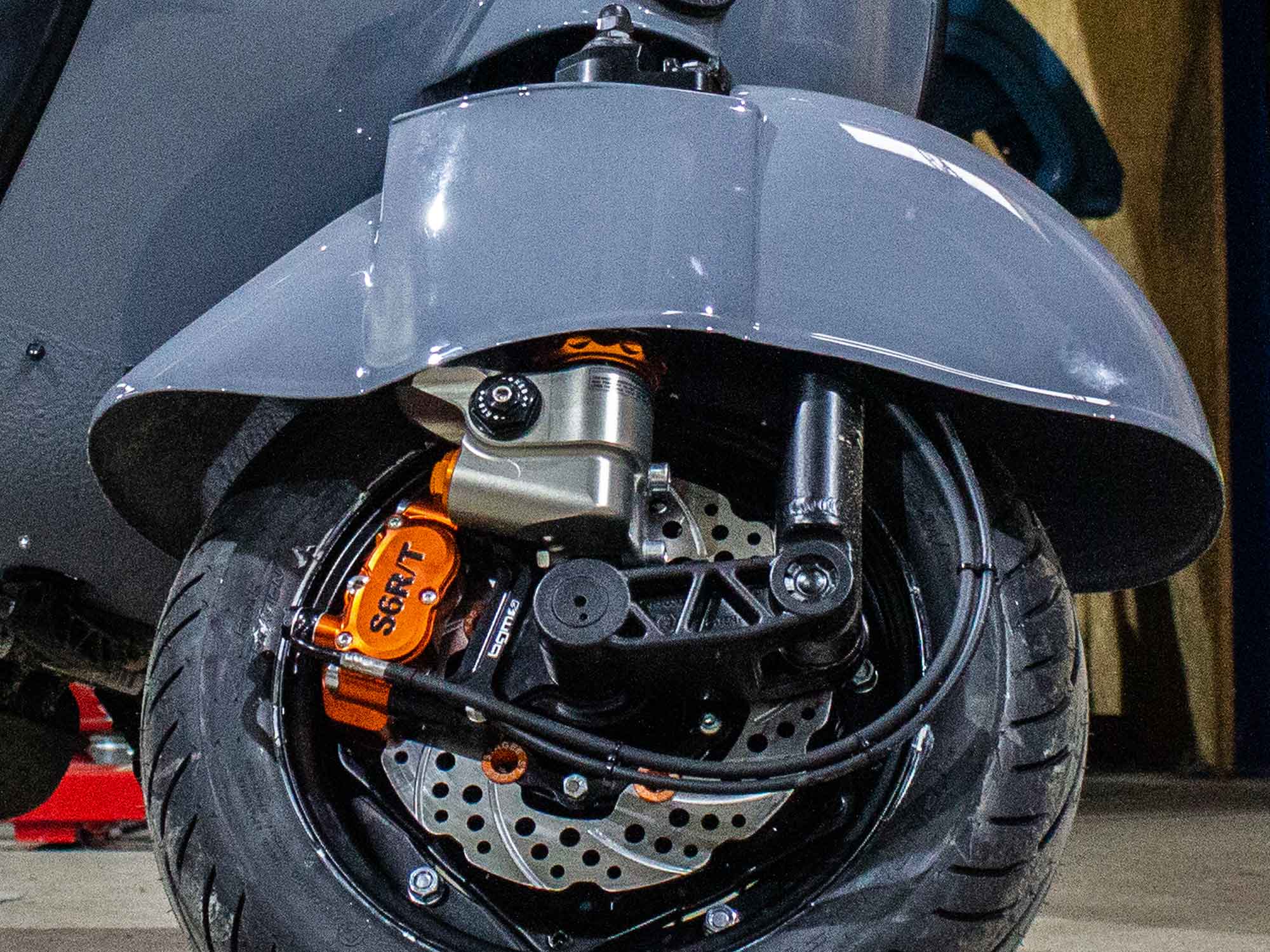 Vespa Scheibenbremse mit radialem Bremssattel Stage 6