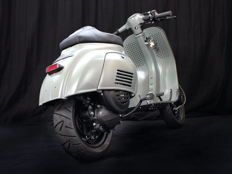 Vespa Primavera Superlow | Custom Vespa Galerie | CUSTOM VESPA ...